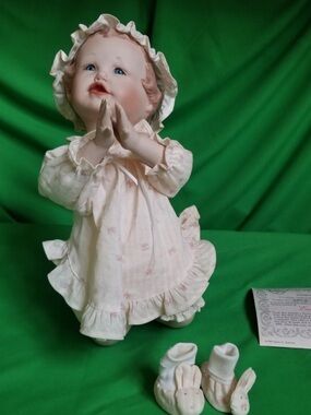 Praying Porcelain picture perfect babies Yolanda Bello by Ashton Drake. Emily